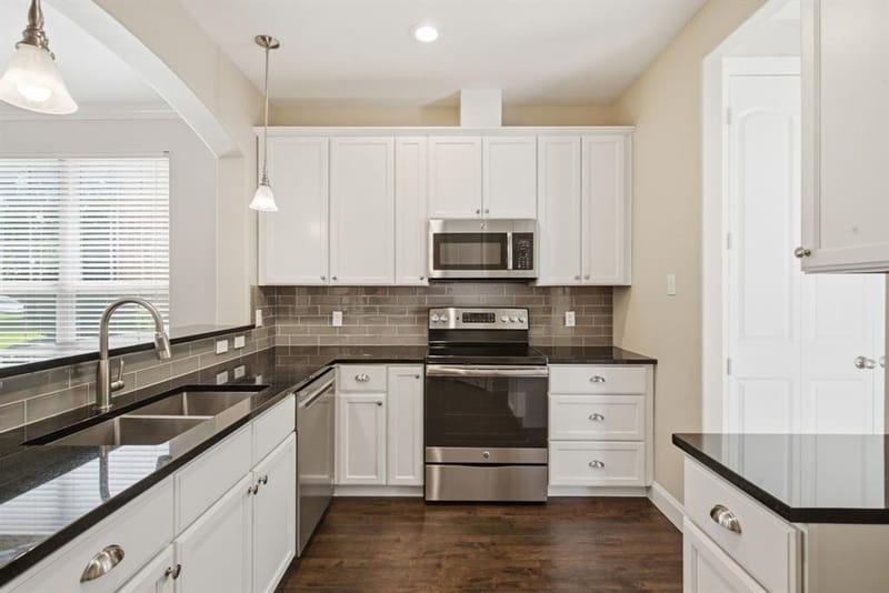 5221 Park Drive, River Oaks TX 76114 - Photo 7