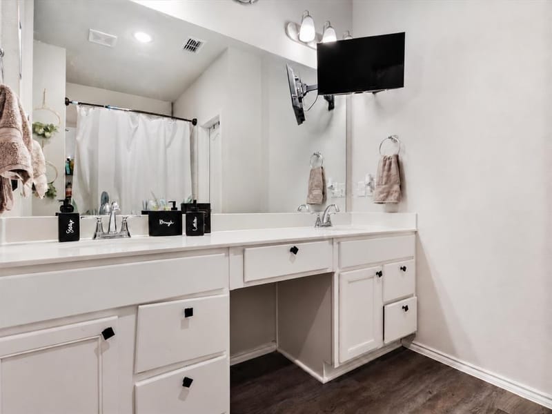 10040 Travis Drive, Providence Village TX 76227 - Photo 16