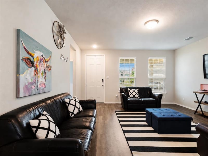 10040 Travis Drive, Providence Village TX 76227 - Photo 9