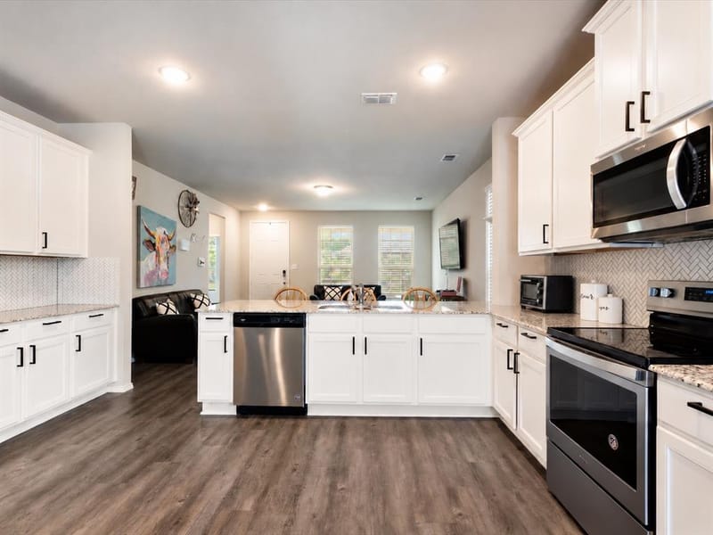 10040 Travis Drive, Providence Village TX 76227 - Photo 11
