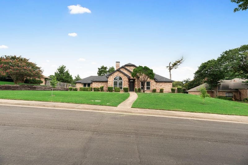 915 Greenbriar Lane, Duncanville TX 75137 - Photo 32