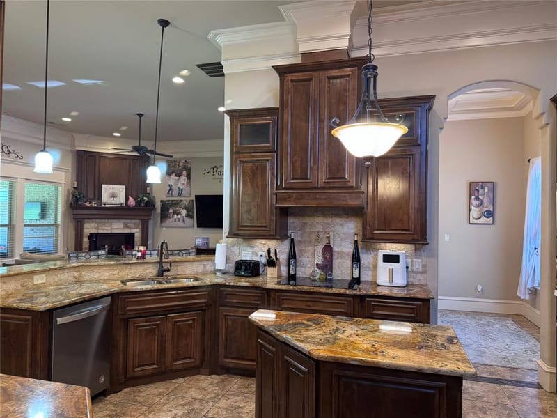 9707 Trinity Court, Granbury TX 76049 - Photo 17
