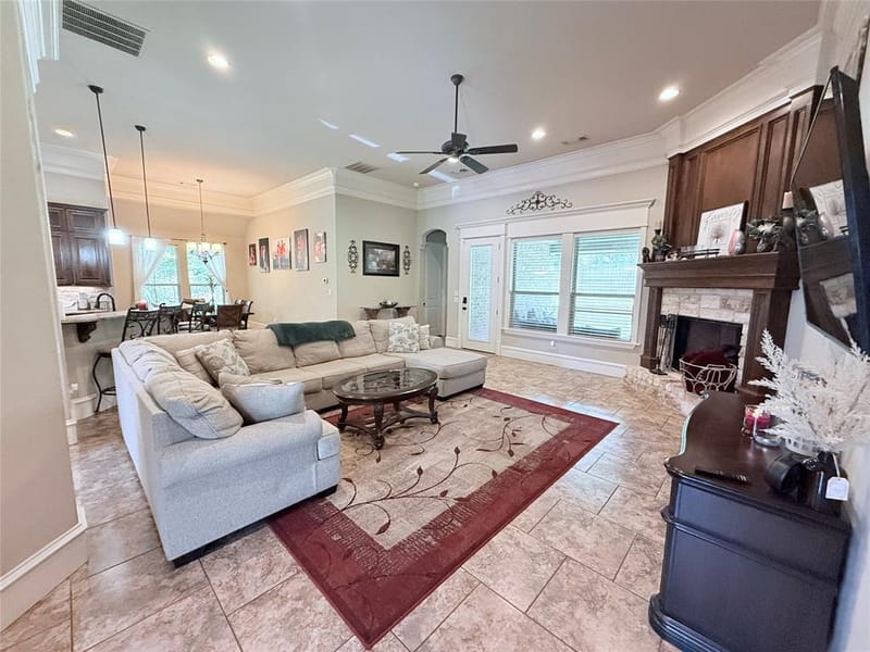 9707 Trinity Court, Granbury TX 76049 - Photo 4