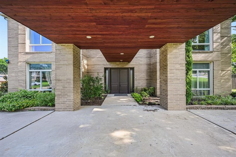 2237 High Country Drive, Carrollton TX 75007 - Photo 2