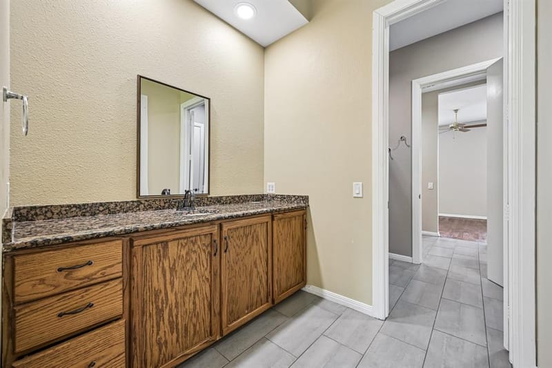 2237 High Country Drive, Carrollton TX 75007 - Photo 24
