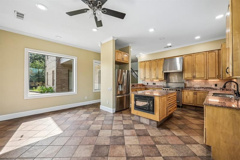 2237 High Country Drive, Carrollton TX 75007 - Photo 10
