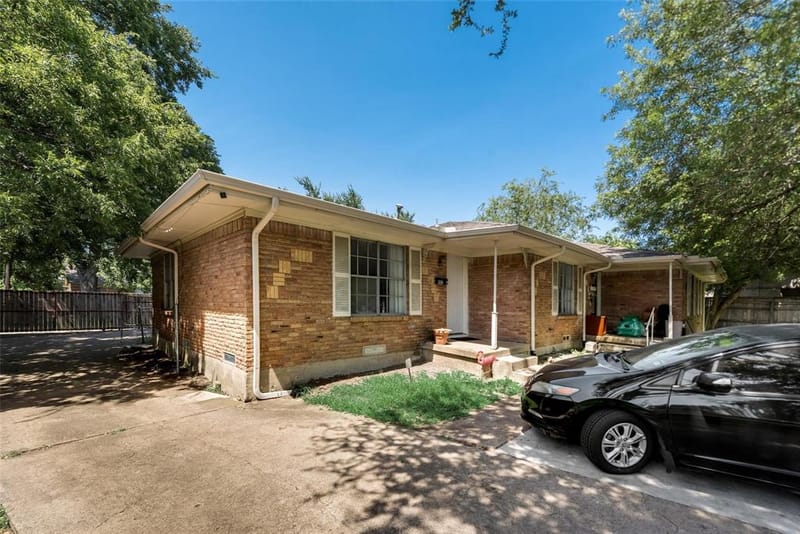 902 Spring Valley Plaza, Richardson TX 75080 - Photo 2