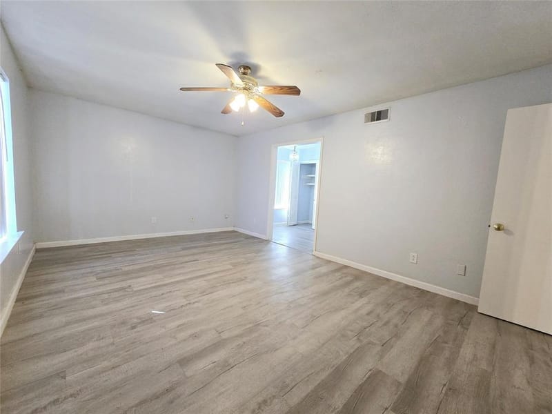 902 Spring Valley Plaza, Richardson TX 75080 - Photo 3