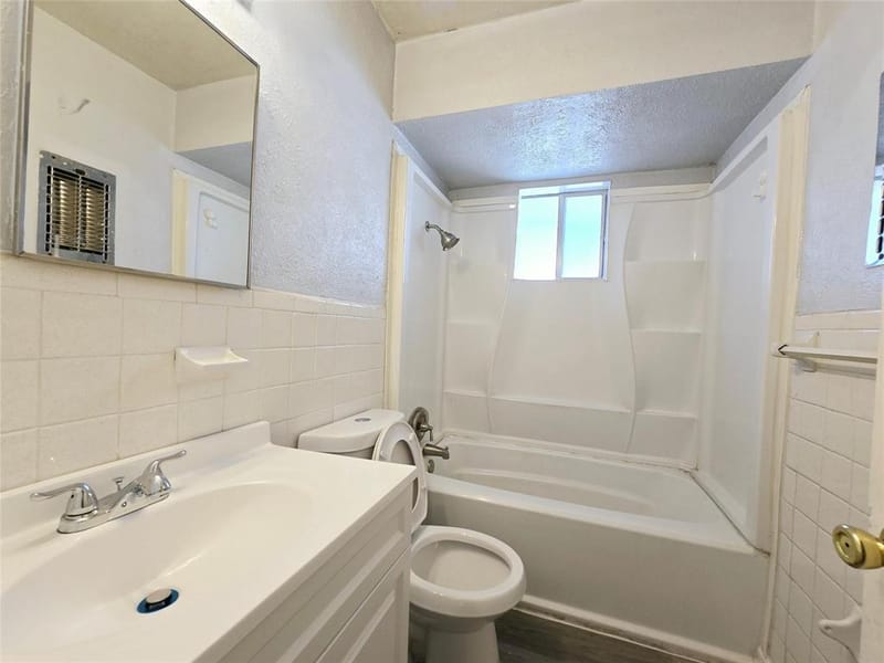 902 Spring Valley Plaza, Richardson TX 75080 - Photo 9