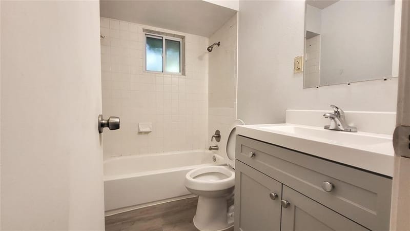 902 Spring Valley Plaza, Richardson TX 75080 - Photo 15
