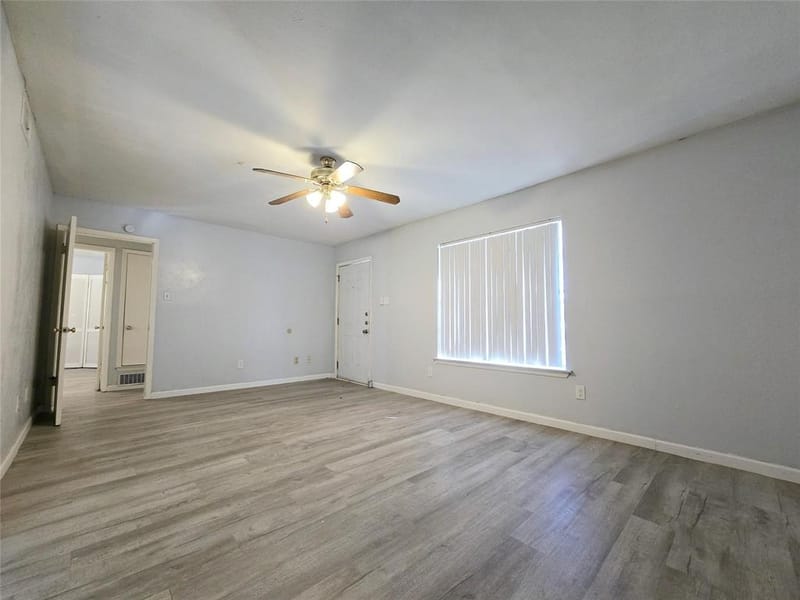 902 Spring Valley Plaza, Richardson TX 75080 - Photo 4