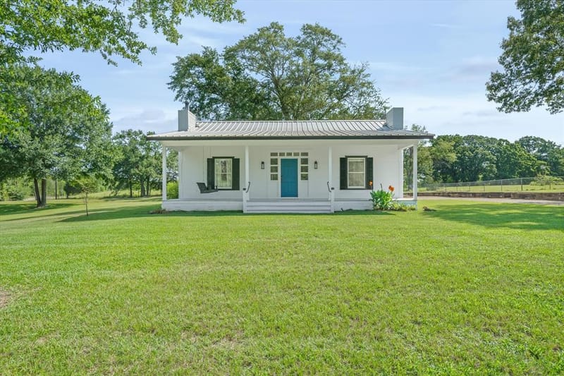 111 VZ County Road 3626, Edgewood TX 75117