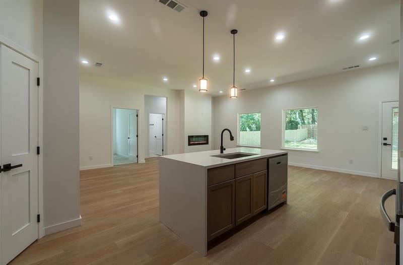 3315 Kyser, Dallas TX 75216 - Photo 5