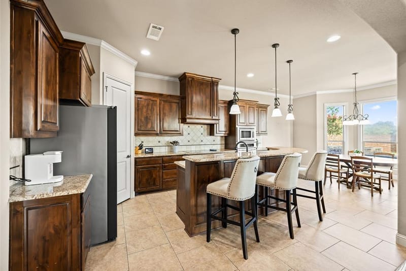 7206 Cattle Barron Court, Midlothian TX 76065 - Photo 12