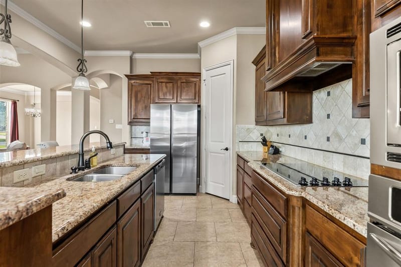 7206 Cattle Barron Court, Midlothian TX 76065 - Photo 15