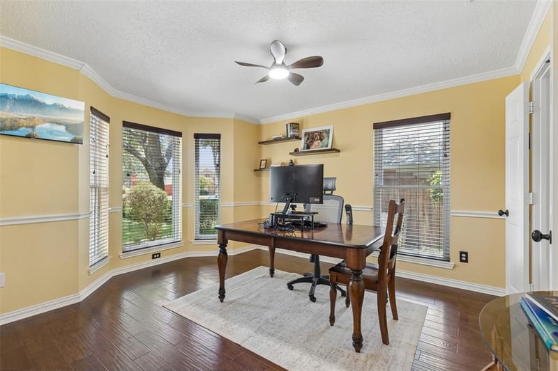 933 Golden Grove Drive, Lewisville TX 75067 - Photo 5