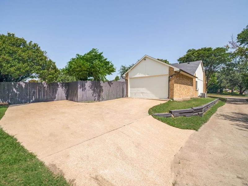 2036 Apple Valley Road, Plano TX 75023 - Photo 28