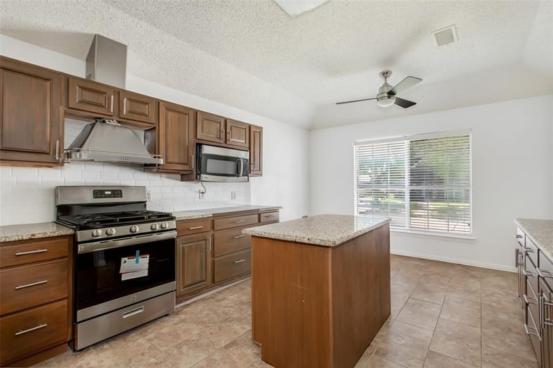 6610 Falcon Street, Rowlett TX 75089 - Photo 10