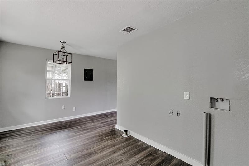 412 E Fogg Street, Fort Worth TX 76110 - Photo 10