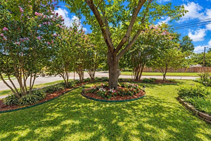 10382 Newcombe Drive, Dallas TX 75228 - Photo 16
