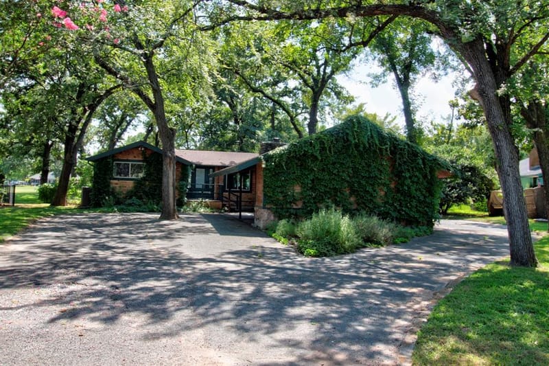 914 Kiowa Drive W, Lake Kiowa TX 76240 - Photo 33