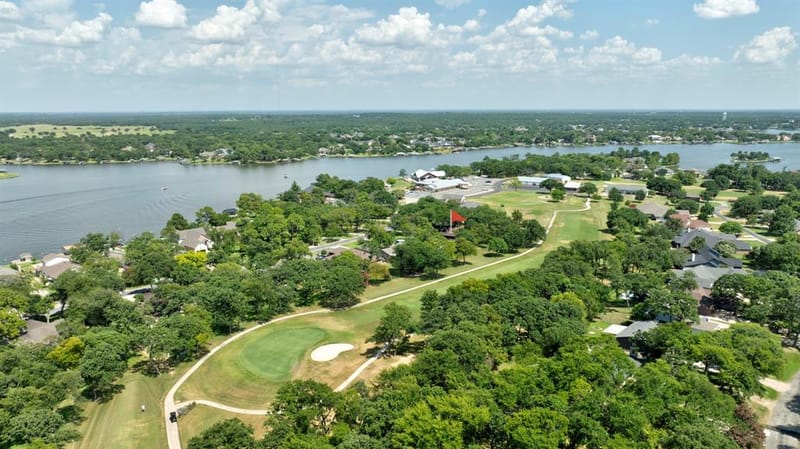 914 Kiowa Drive W, Lake Kiowa TX 76240 - Photo 35