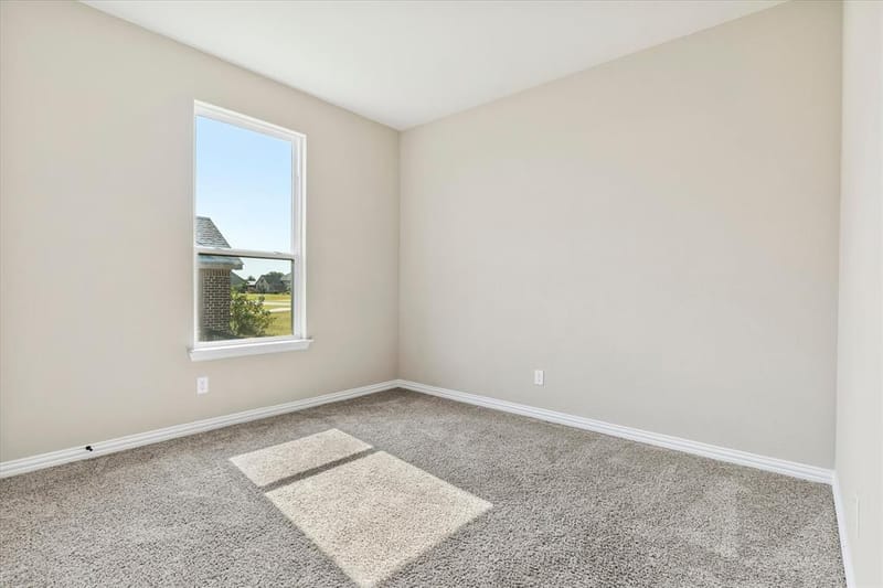 1011 Northern Oaks Court, Springtown TX 76082 - Photo 16