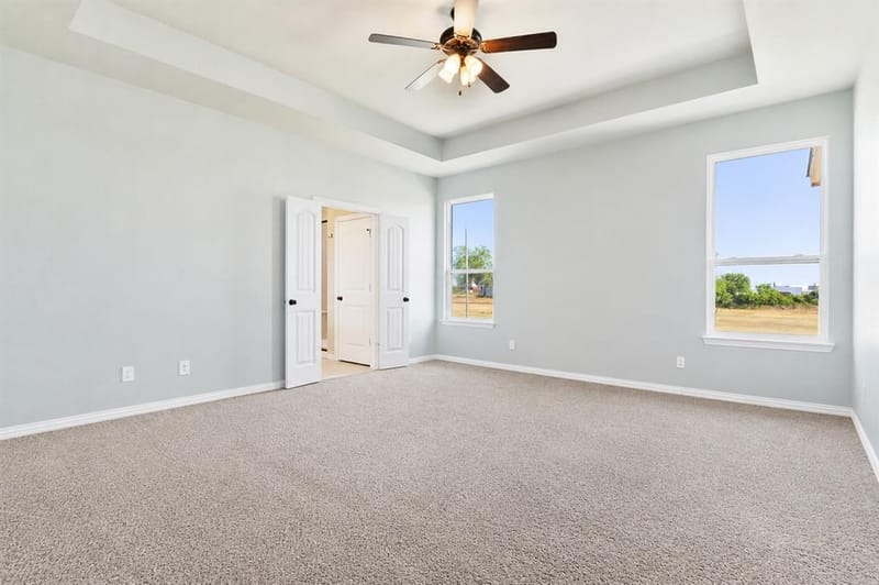 1011 Northern Oaks Court, Springtown TX 76082 - Photo 22