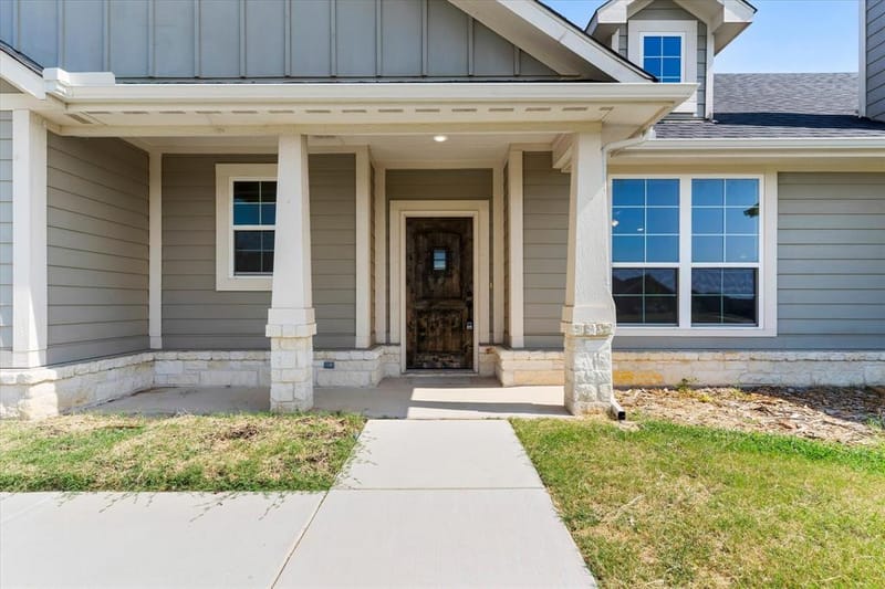 1011 Northern Oaks Court, Springtown TX 76082 - Photo 3