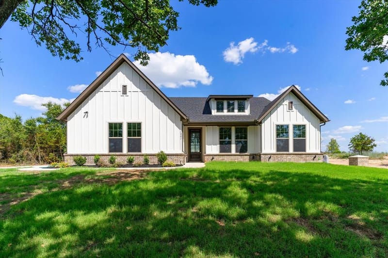 1001 Leo Lane, Poolville TX 76487 - Photo 38