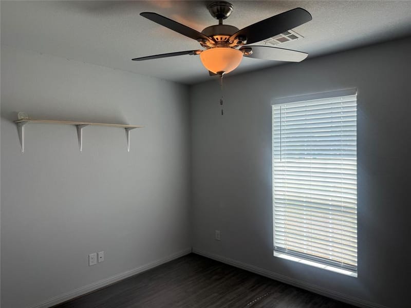 110 Tomahawk, Lacy Lakeview TX 76705 - Photo 12