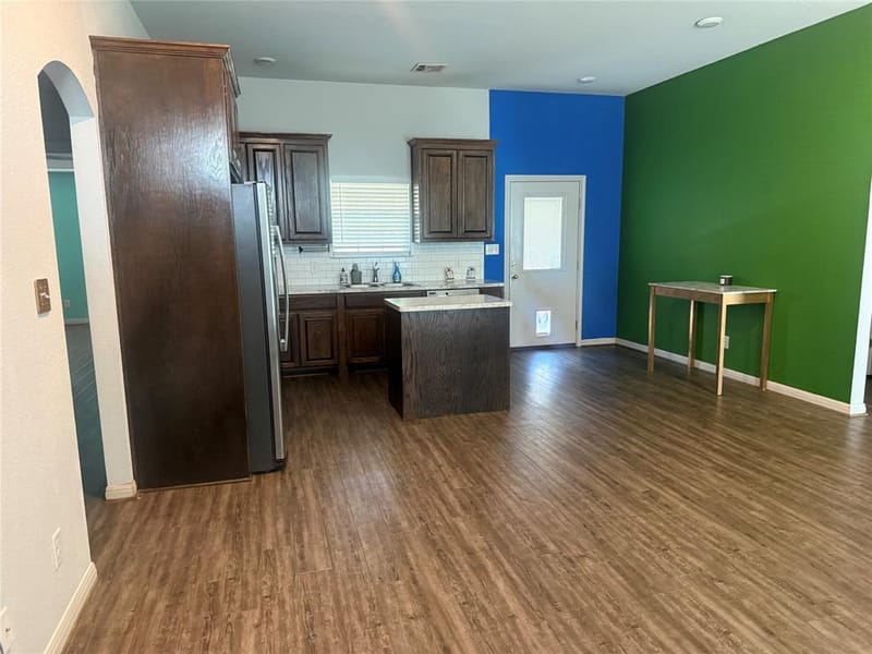 110 Tomahawk, Lacy Lakeview TX 76705 - Photo 3