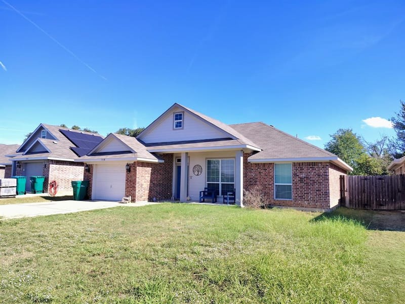 110 Tomahawk, Lacy Lakeview TX 76705 - Photo 4