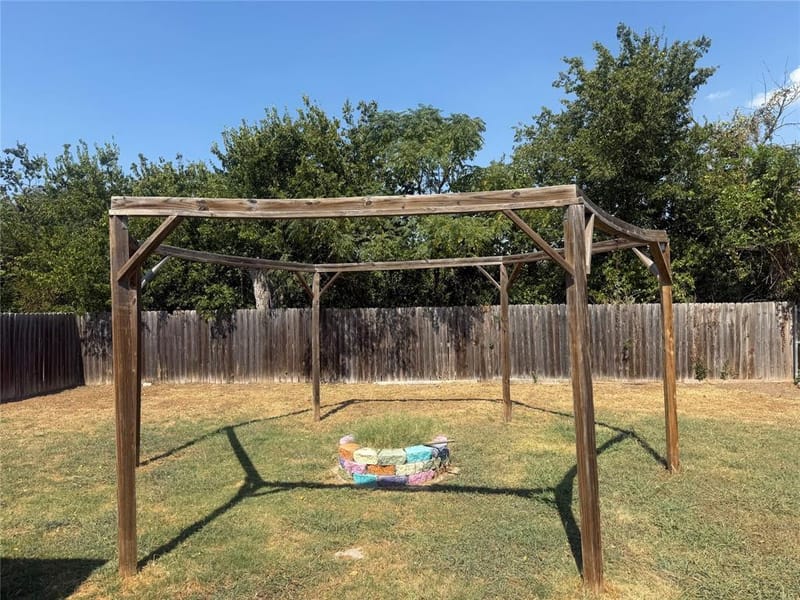 110 Tomahawk, Lacy Lakeview TX 76705 - Photo 21