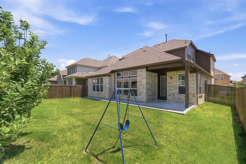 9445 Plaudit Drive, Frisco TX 75035 - Photo 2