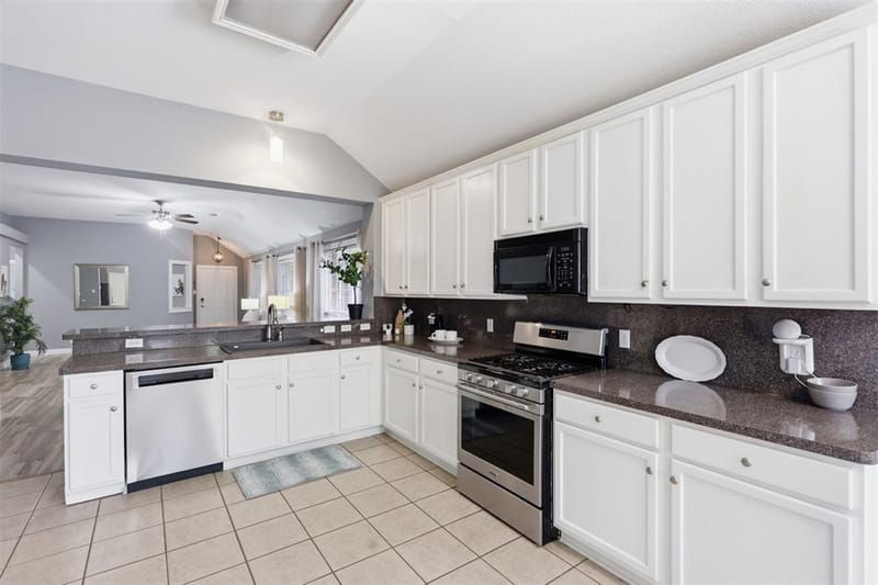 5433 Mohawk Court, The Colony TX 75056 - Photo 17