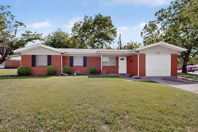 5500 Oak Grove Road, Fort Worth TX 76134 - Photo 2