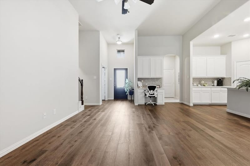 4428 Terraview Drive, Arlington TX 76001 - Photo 6
