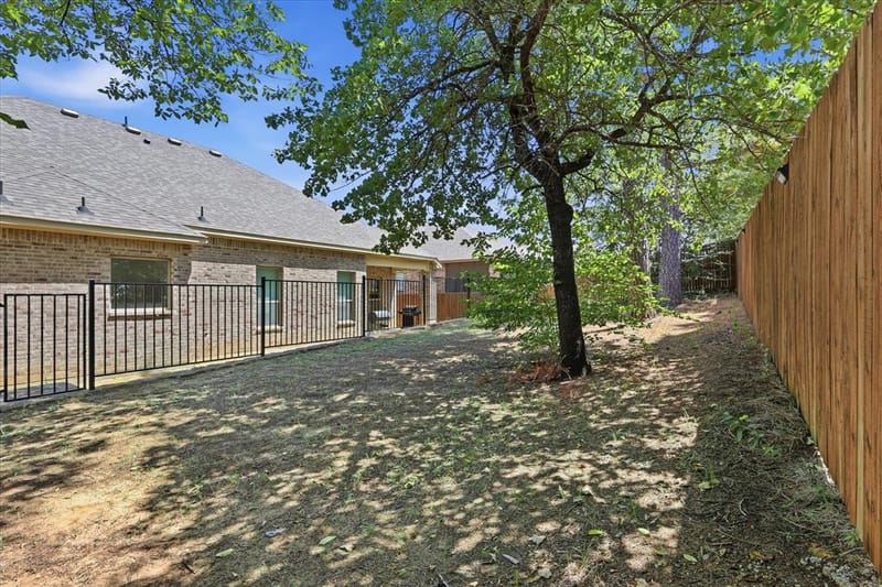4428 Terraview Drive, Arlington TX 76001 - Photo 30