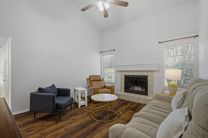 840 Creekside Drive, Lewisville TX 75067 - Photo 7