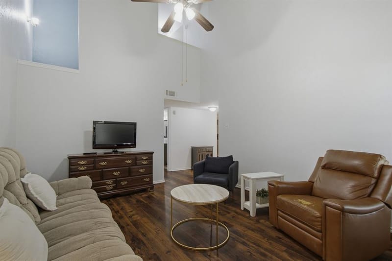 840 Creekside Drive, Lewisville TX 75067 - Photo 8