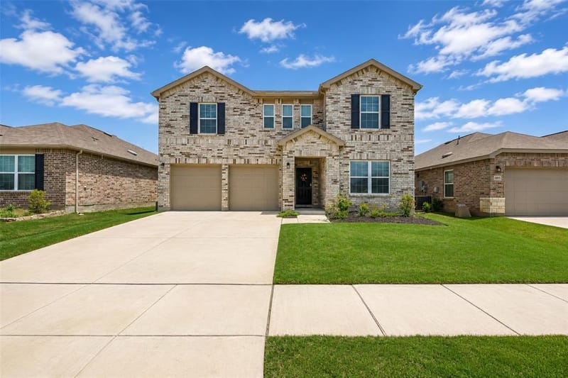 1913 Winding Creek Way, Denton TX 76208 - Photo 10