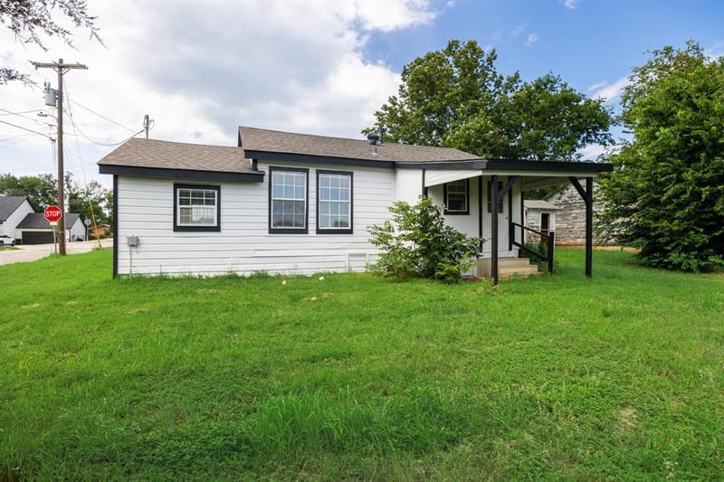 321 W 7th Street, Weatherford TX 76086 - Photo 17