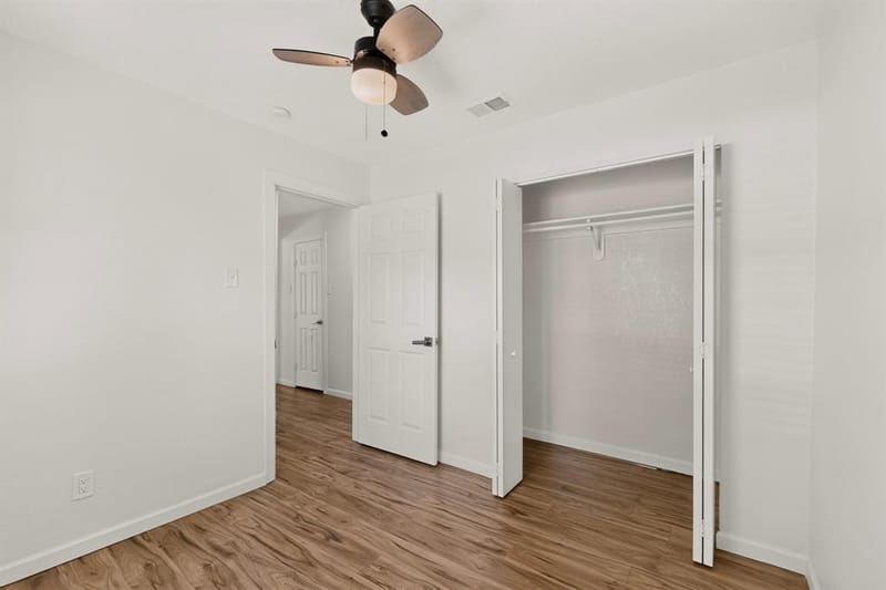 813 Travis Street, Garland TX 75040 - Photo 28