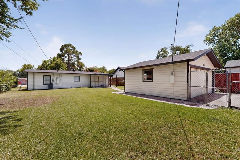 813 Travis Street, Garland TX 75040 - Photo 33