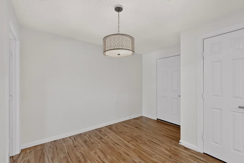 813 Travis Street, Garland TX 75040 - Photo 15