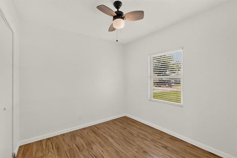 813 Travis Street, Garland TX 75040 - Photo 29