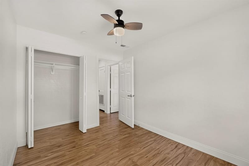 813 Travis Street, Garland TX 75040 - Photo 21