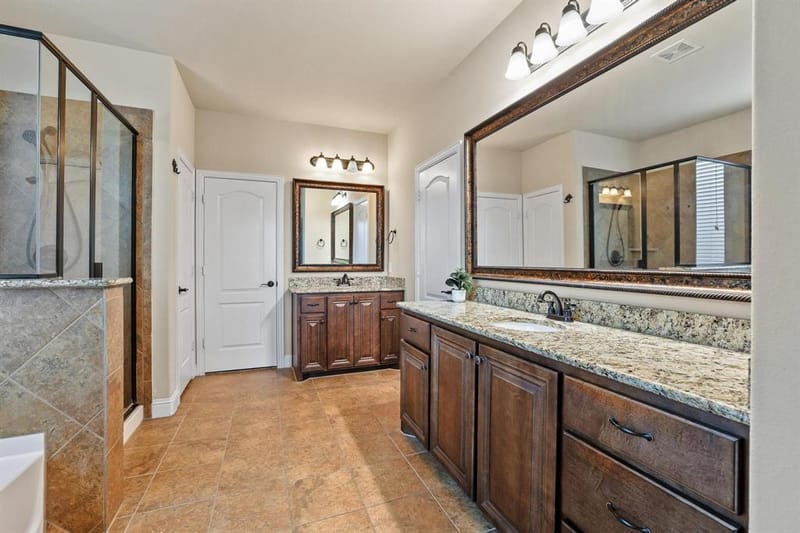 223 Thompson Drive, Van Alstyne TX 75495 - Photo 19