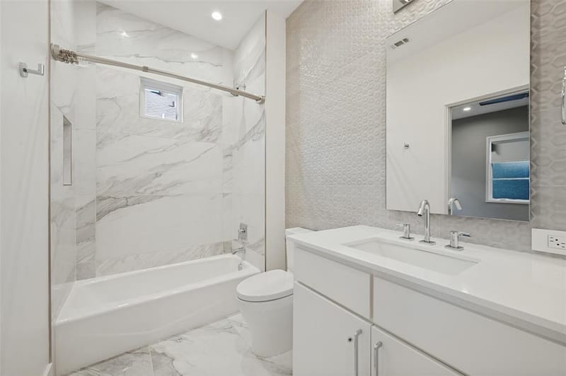 4147 Prescott Avenue, Dallas TX 75219 - Photo 22